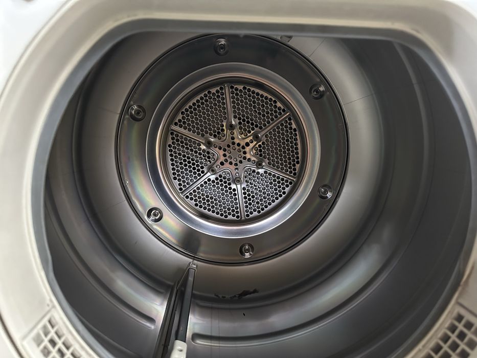 Сушильна машинка miele