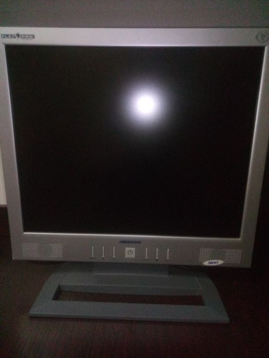 Medion19" встроенны динамики