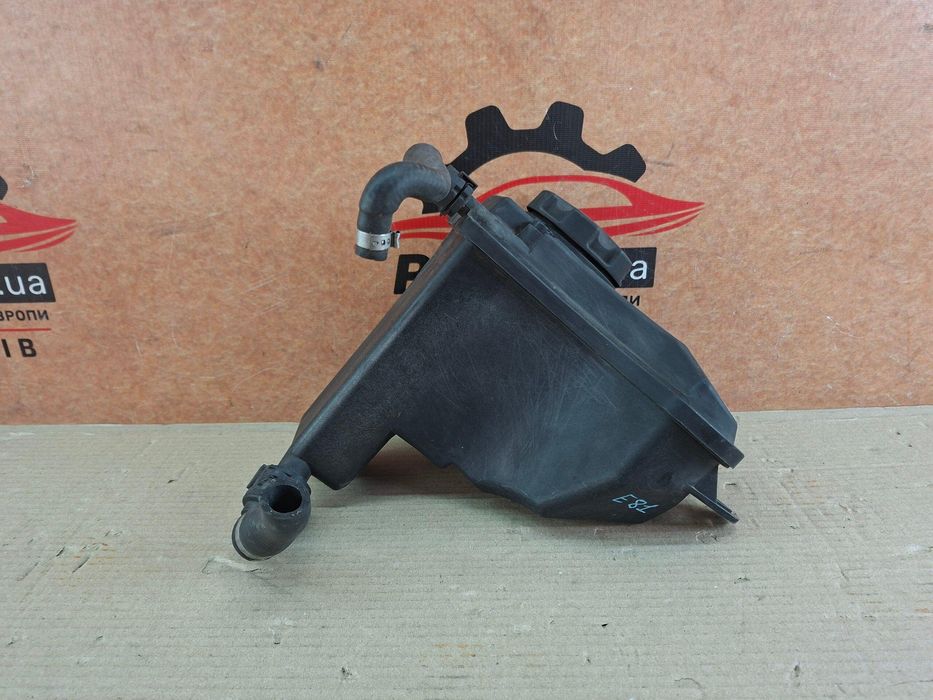 BMW 3 E90 E91 04-11 бачок расширительный 17137810592 / 7810592