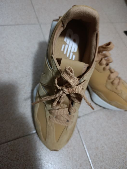 New balance creme 42,5 usados 1 vez apenas