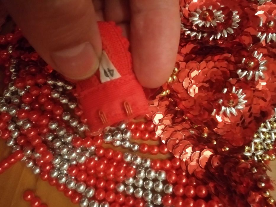 Biquini e minisaia para Carnaval e festas. Sexy