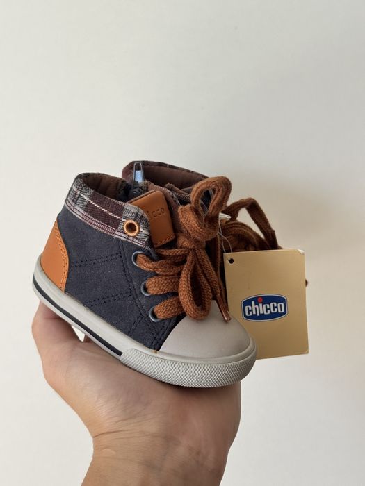 Нові! Осінні ботінки для хлопчика chicco