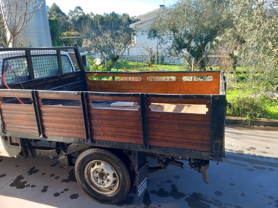 Nissan pick up D21 - para venda 5000€