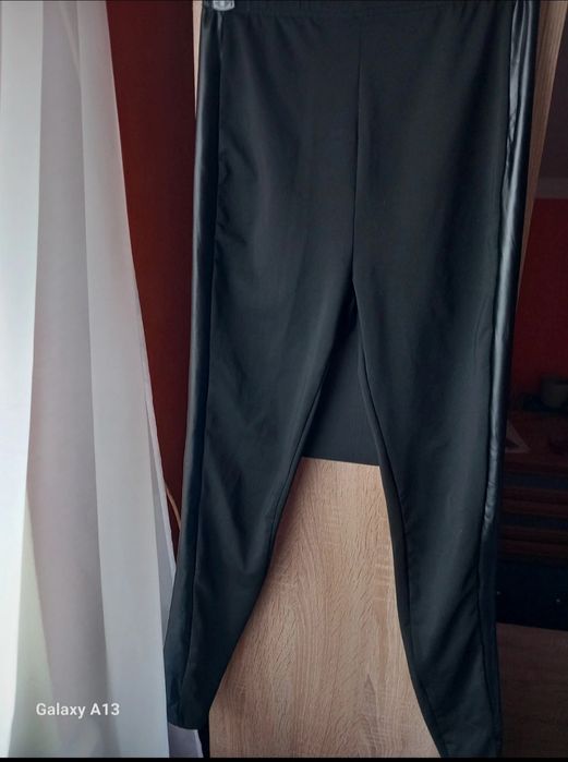 Leginsy dziewczece z wstawkami