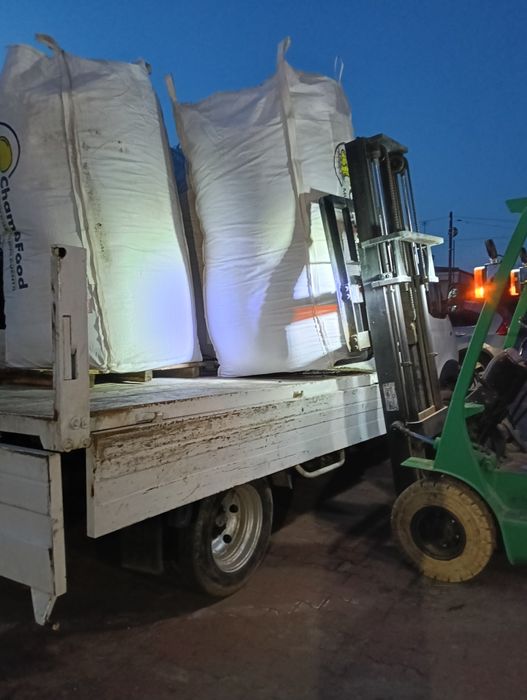 Transport busem wywrotka usługi mini koparką układanie kostki