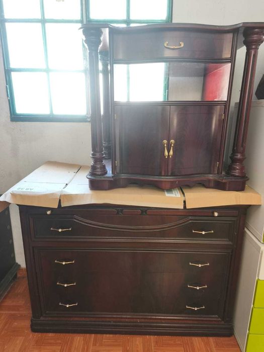 Conjunto moveis de quarto, cama mesa cabeceira Cômoda movel TV