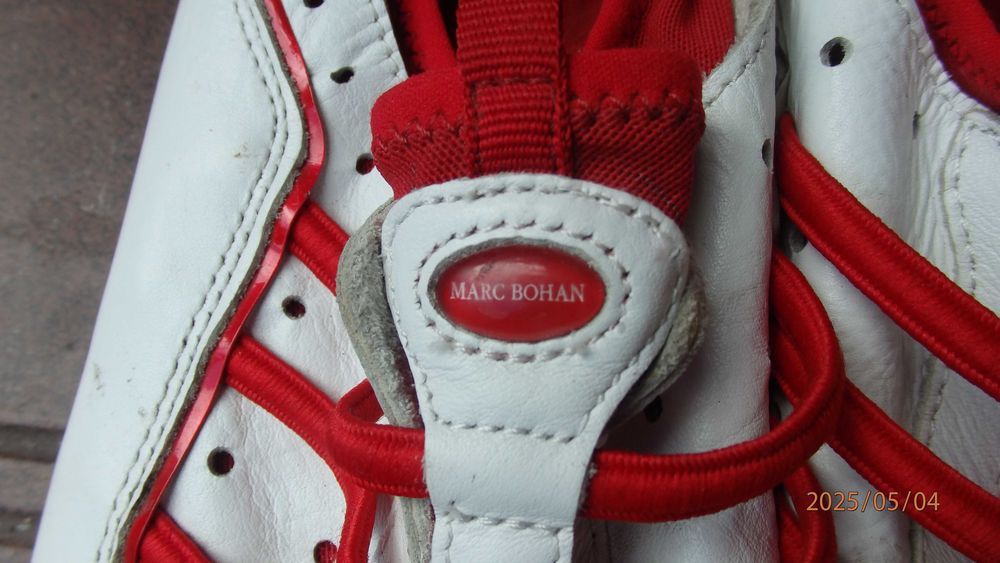 Buty sportowe damskie marki Marc Bohan rozmiar 39.