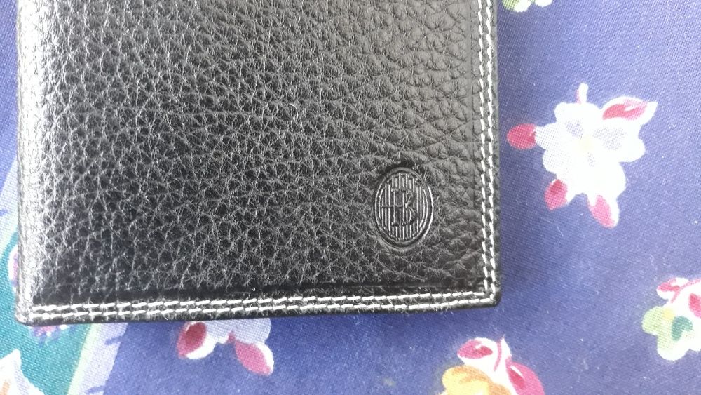 Carteira em Pele Bolero