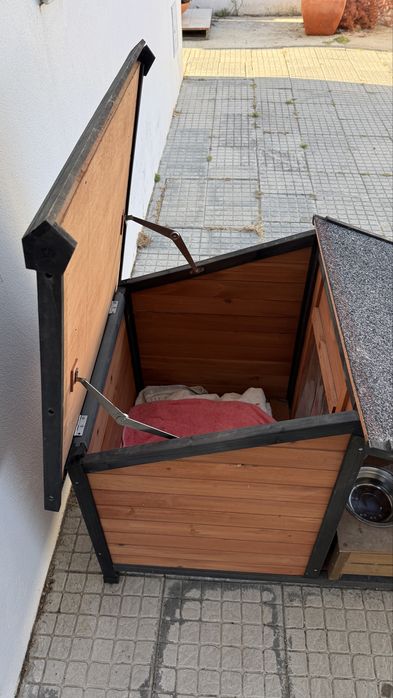Casota de cão exterior