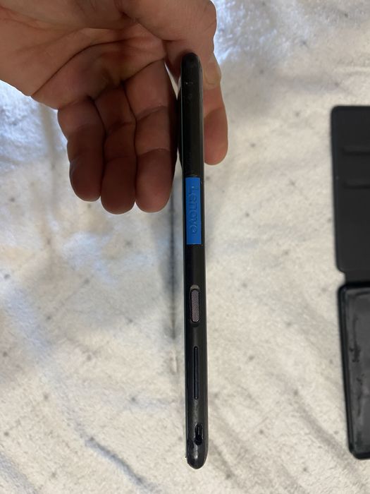 Продам планшет Lenovo Tab e10