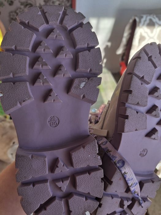 Buty 26 dla dziewczynki