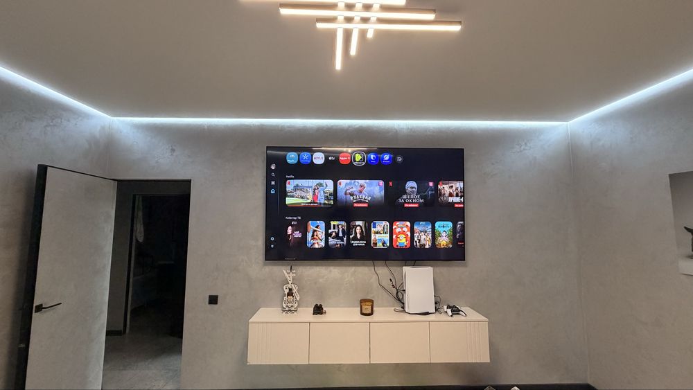 Samsung 85 4K Smart TV — майже як новий