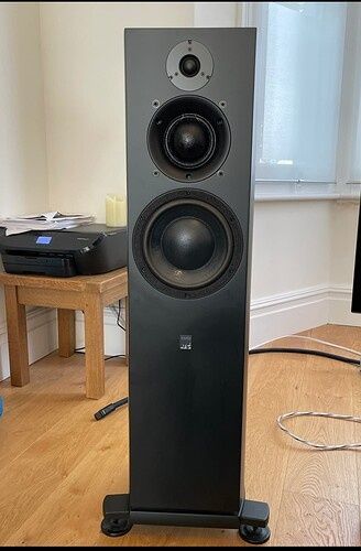 ATC SCM40 - підлогова HI-END акустика