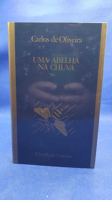 Livro - REF PAR2 - Carlos de Oliveira - Uma Abelha na Chuva