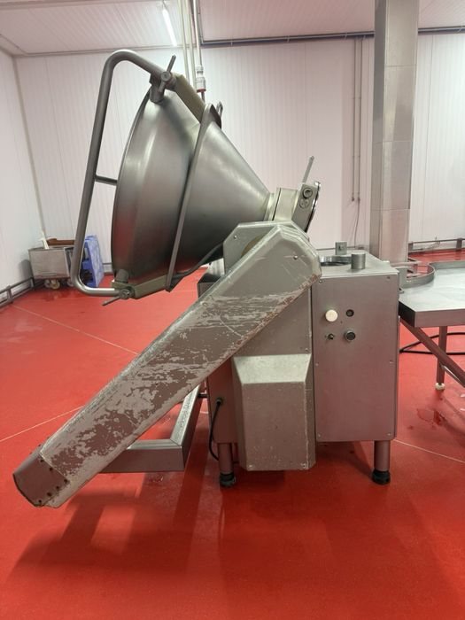 Шприц вакуумний Handtmann VF200