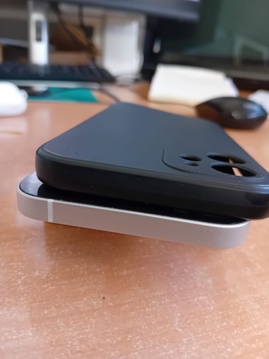 Iphone 12 como novo