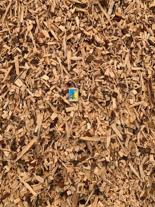 Щепа тріска паливна сосна