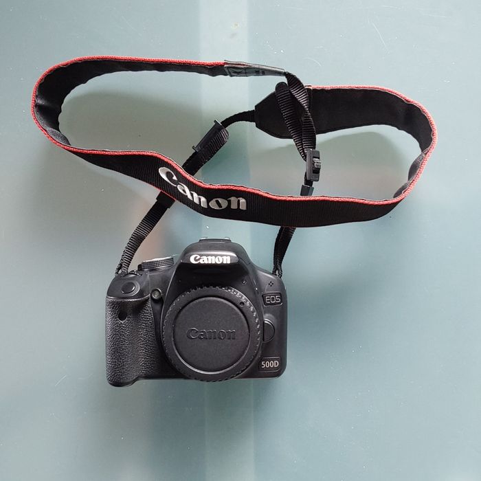 Camera fotográfica Canon 500D
