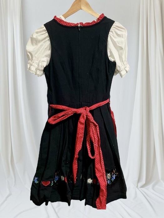 Немецкий национальный костюм октоберфест