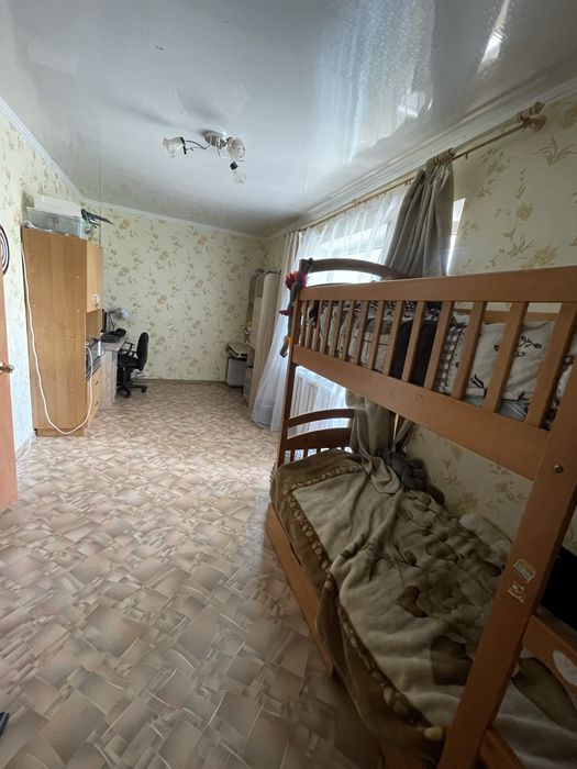 Квартира 3-кімнантна