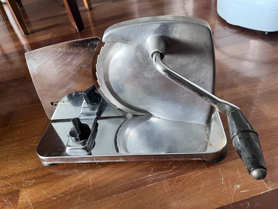 Maquina de cortar enchidos
