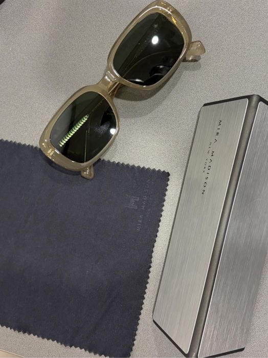 Oculos de sol, original. Mira madison