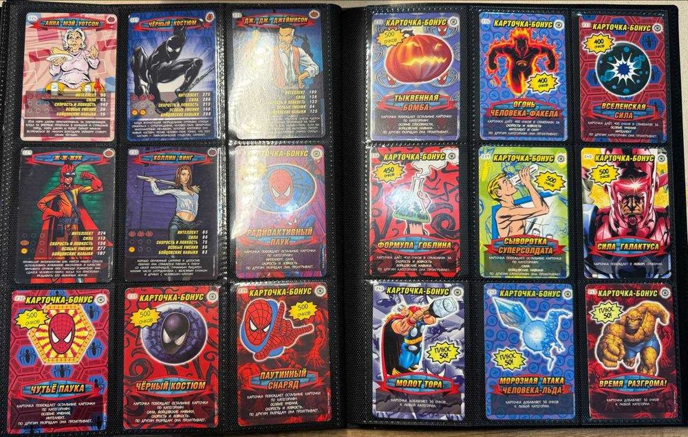 Коллекция карточек Человек-Паук Герои и Злодеи в альбоме