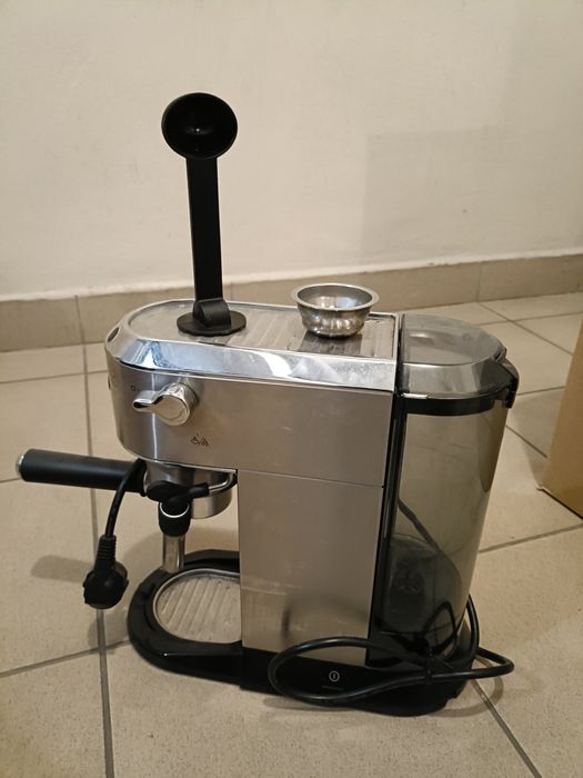 Ekspres kolbowy De’Longhi