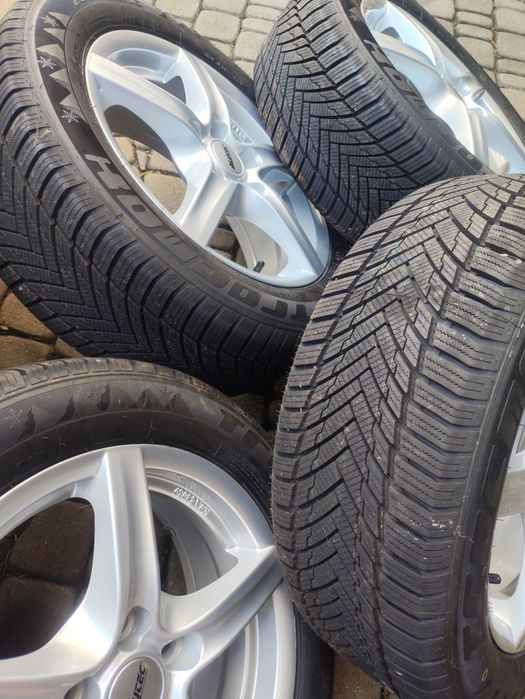 Fabrycznie nowe koła zimowe 16 5x112 opony Tracmax x-privilo nowe 205/55/16 skoda octavia VW Caddy Golf Seat Leon Audi A3  możliwa wysyłka lub odbiór
