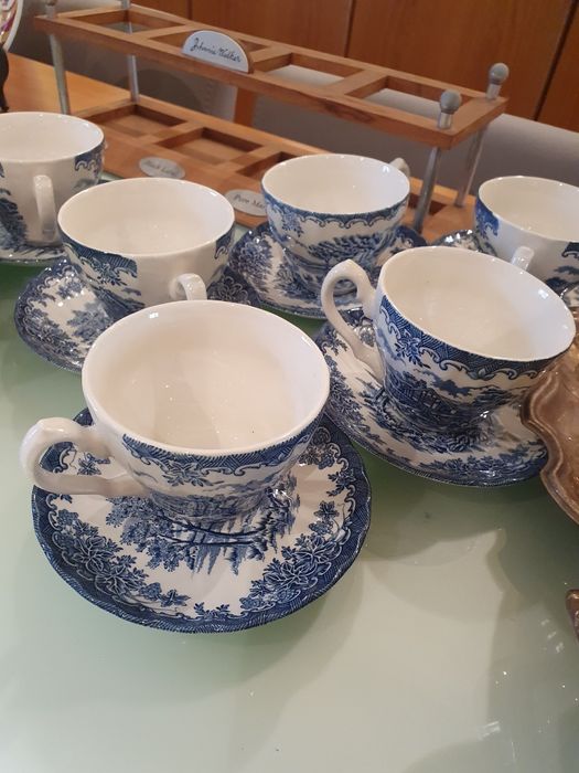 6 chávenas churchill