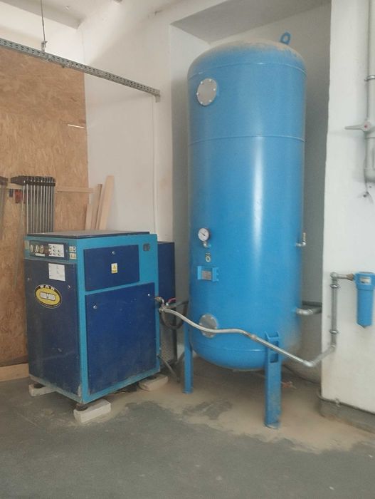 Sprężarka śrubowa, zbiornik  + UDT