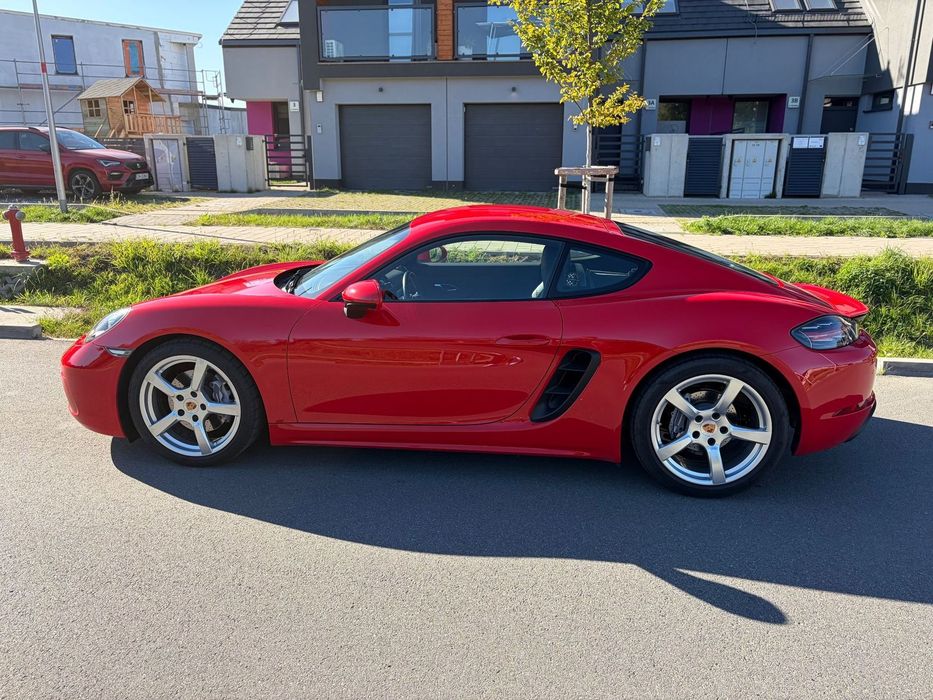 Porsche 718 Cayman