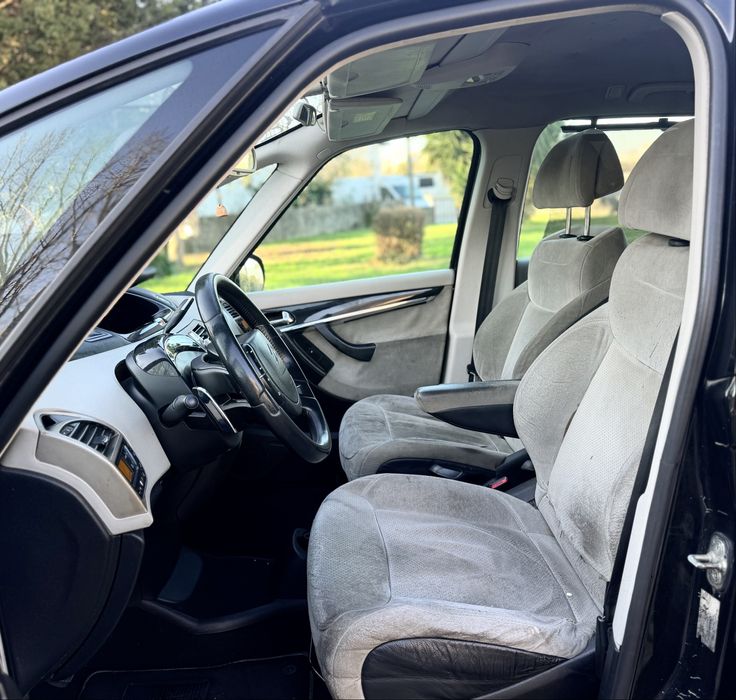 Citroën C4 Grand Picasso Automática | 7 Lugares