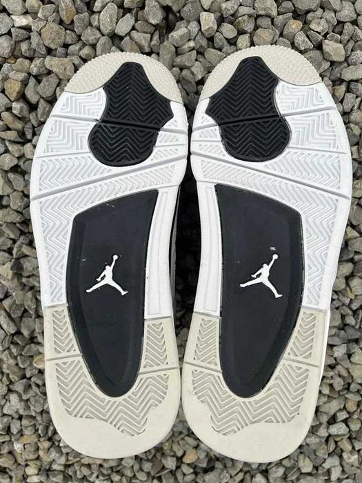 Jordan 4 retro Military black R.40.5