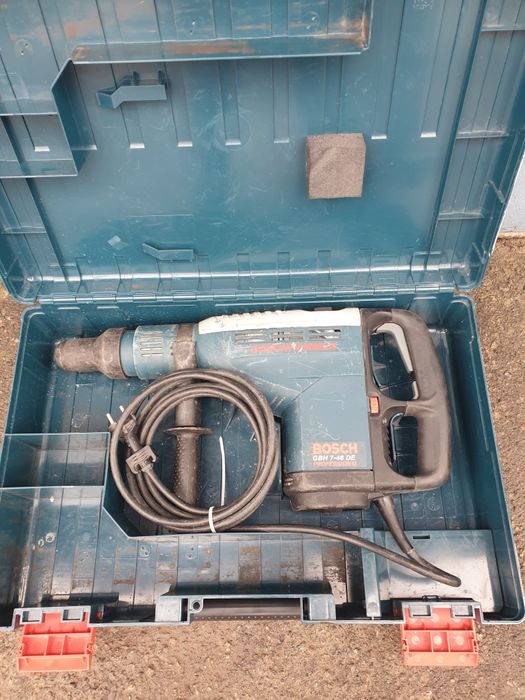 Перфератор отбойный Bosh Dewalt Makita Hilti