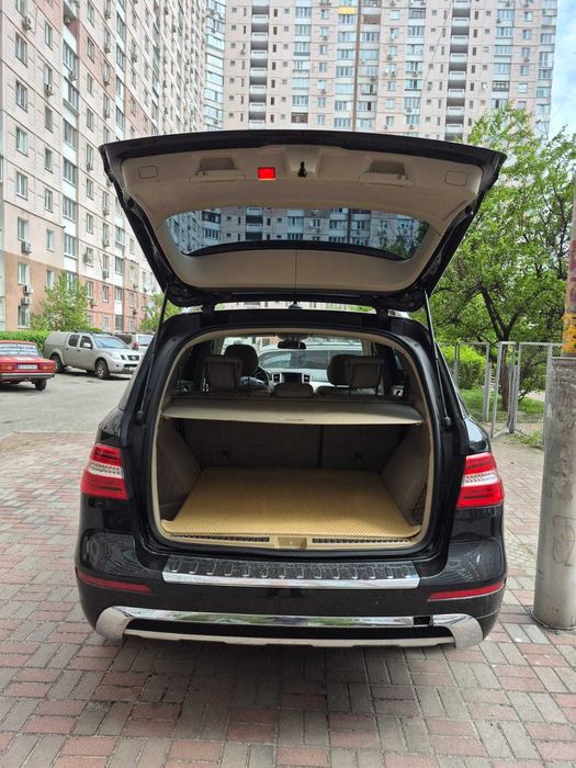Продам мерседес ML 350, 3.5 обьем