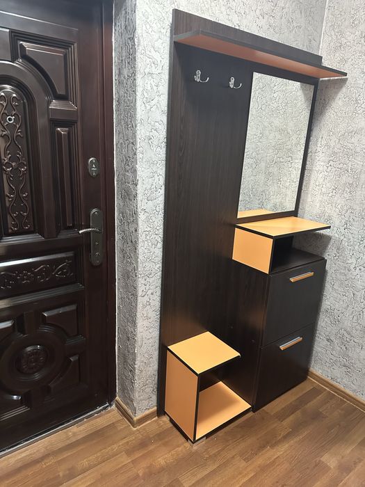 Квартира однокімна подобово.