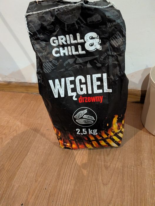 Węgiel drzewny brykiet 2,5-3 kg