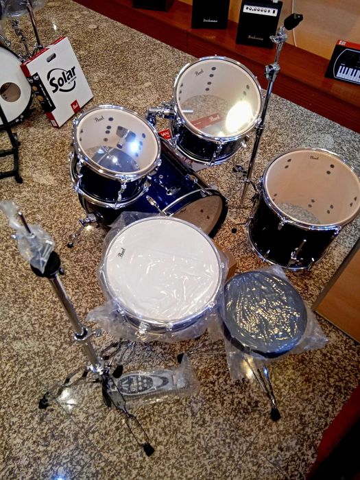 Bateria Pearl Roadshow Set RS505C/C743