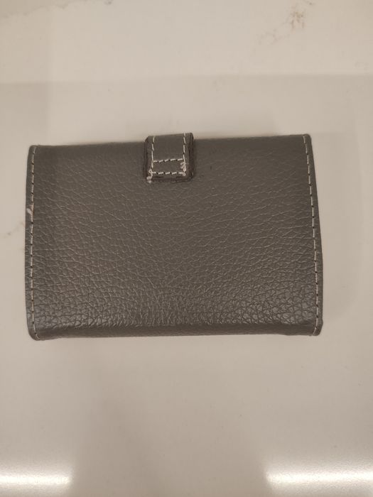 Porta cartões cinzento