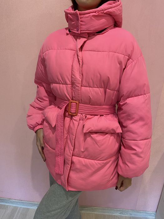 Пуховик з ремнем