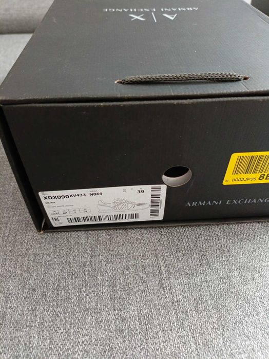 Oryginalne Armani Exchange buty sneakersy damskie białe srebrne