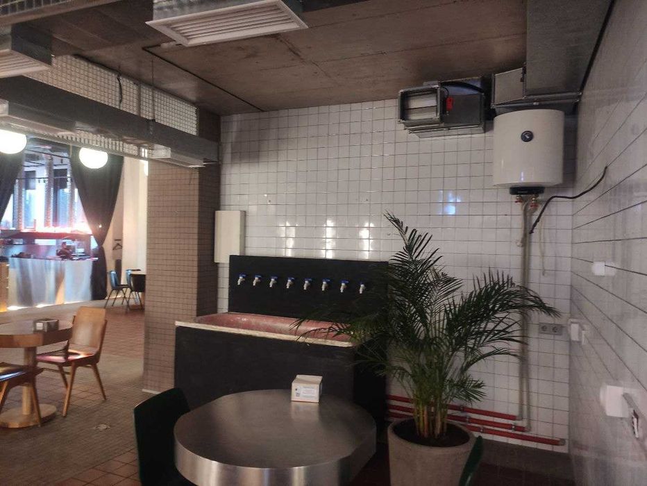 ТОП локація у Foodmarket Promprylad | Оренда торгової точки під їжу