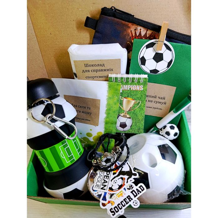 Топ подарунок для футболіста, новорічний подарунок, футбольний бокс.