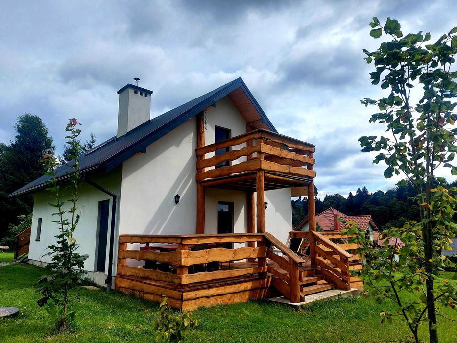 Domek dom do wynajecia Solina tyrolka  Wańkowa Bieszczady jacuzzi bania