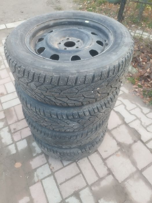 kormoran suv stud 225 60 17 зимові шиповані на дисках  5 114.3 jeep