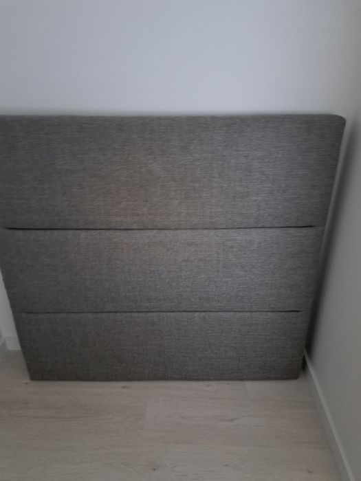 Cama sommier de  solteiro