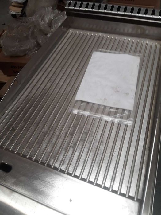 Поверхня для смаження (гриль поверхня) ребриста, нова, гарантія