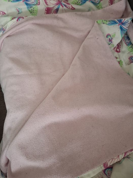 Dwa komplety pościeli plus kołdra