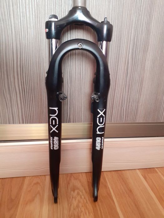 Вилка велосипедная Suntour Nex 4510